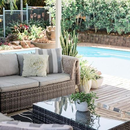 Studio 26: Central, Hampton'S Poolside Hideaway Coffs Harbour Buitenkant foto