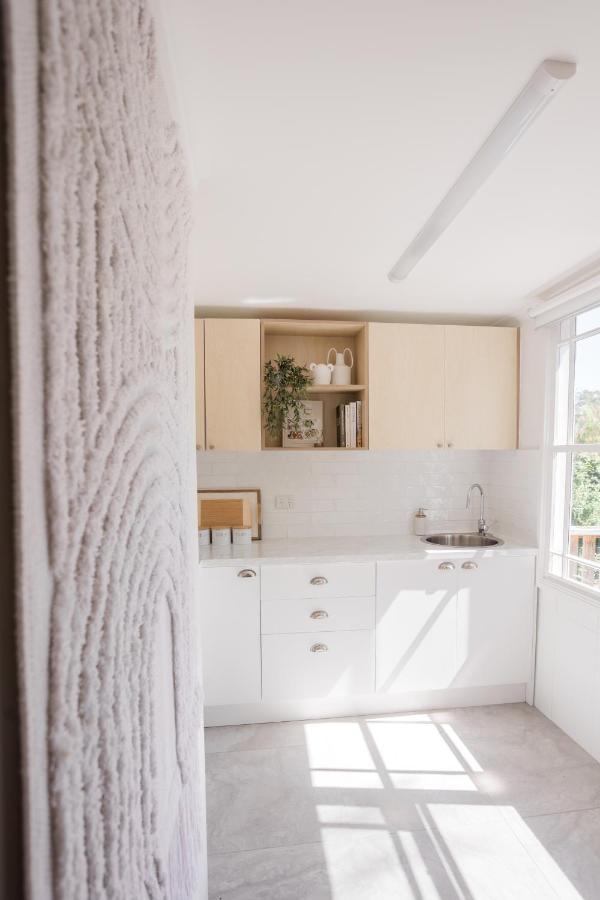 Studio 26: Central, Hampton'S Poolside Hideaway Coffs Harbour Buitenkant foto